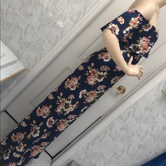 NAVY FLORAL OFF SHOULDER MAXI DRESS - Picture 6 of 8